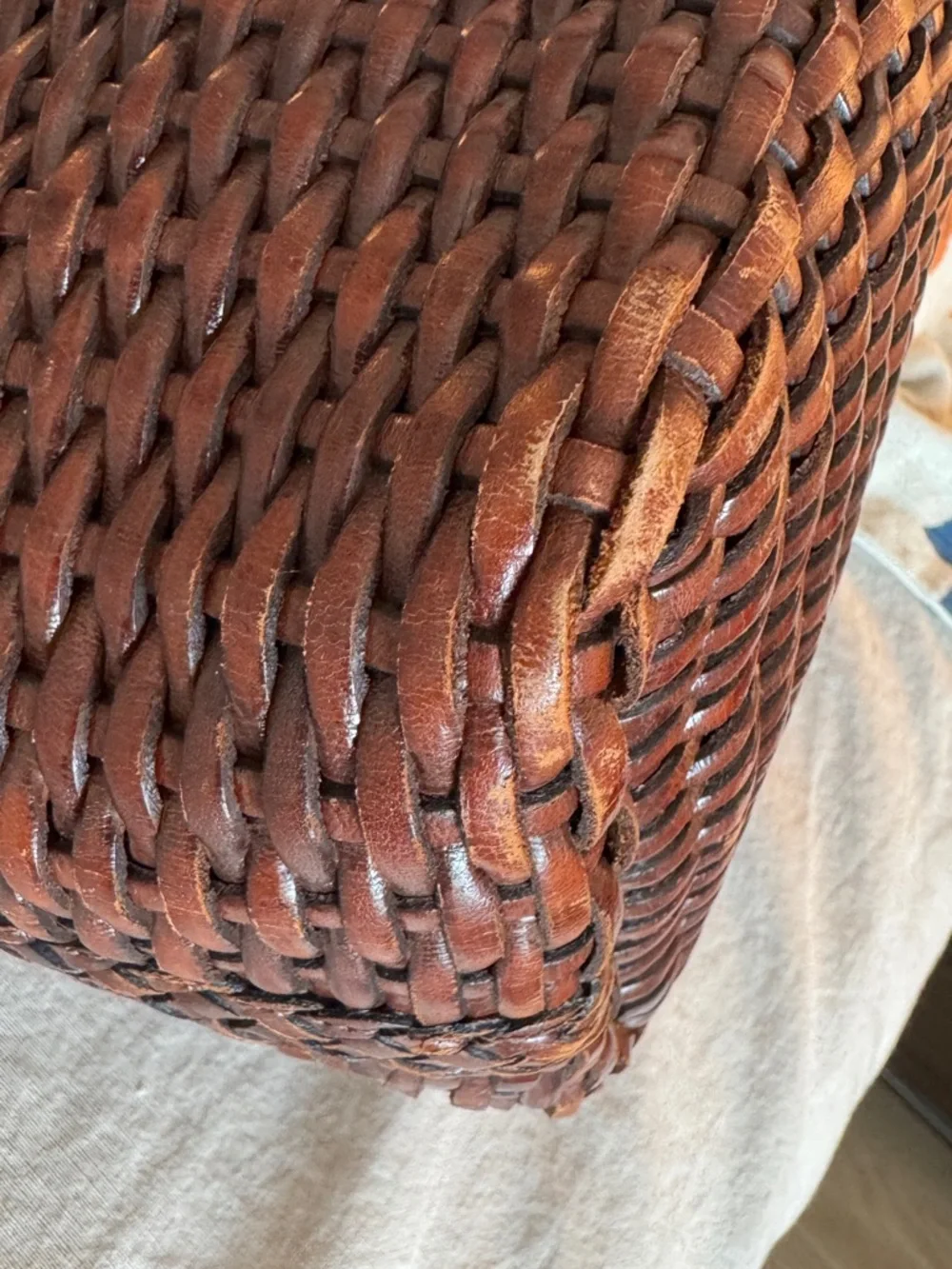 Vintage Woven Leather Crossbody Bag Brown Boho Artisan Basketweave Small Bucket - Picture 11 of 13